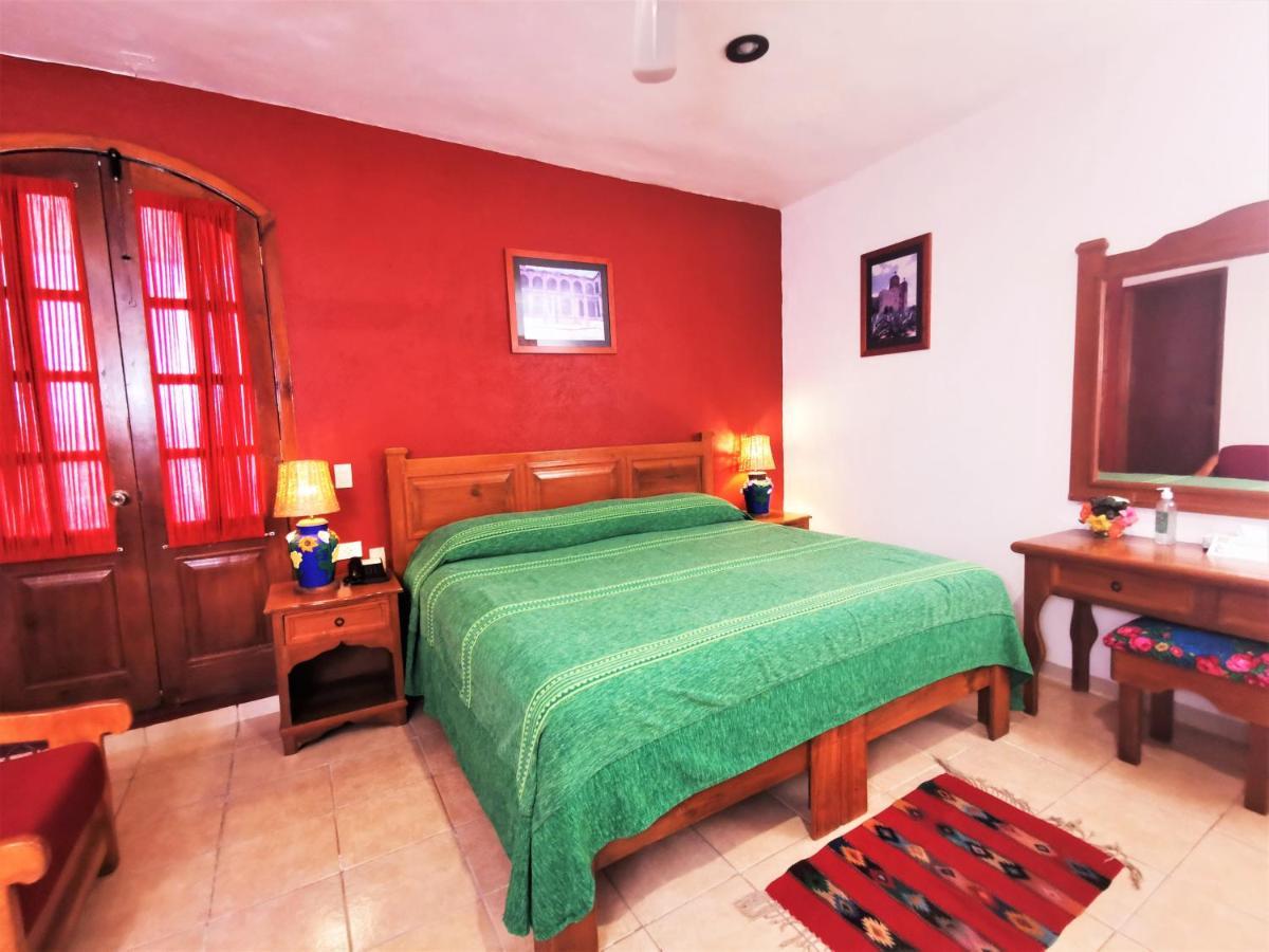 Hotel Casa De La Tia Tere Oaxaca Экстерьер фото